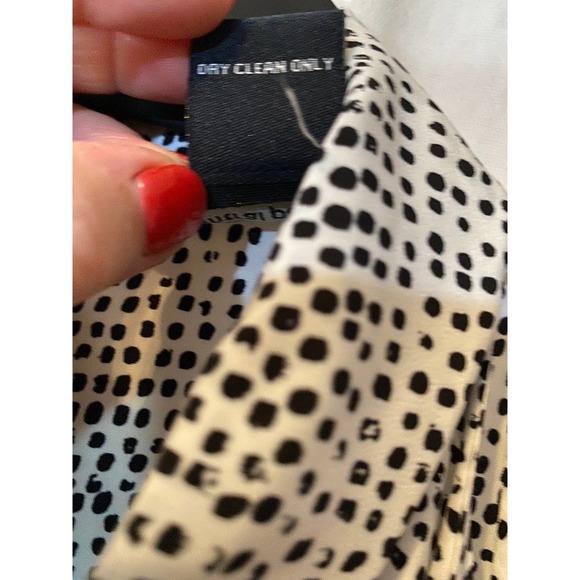 Jabot Sleeveless Blouse Large by Central Park West Black White NEW - Picture 6 of 6